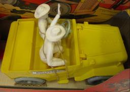 ROY ROGERS AND TRIGGER HORSE TRAILER AND JEEP