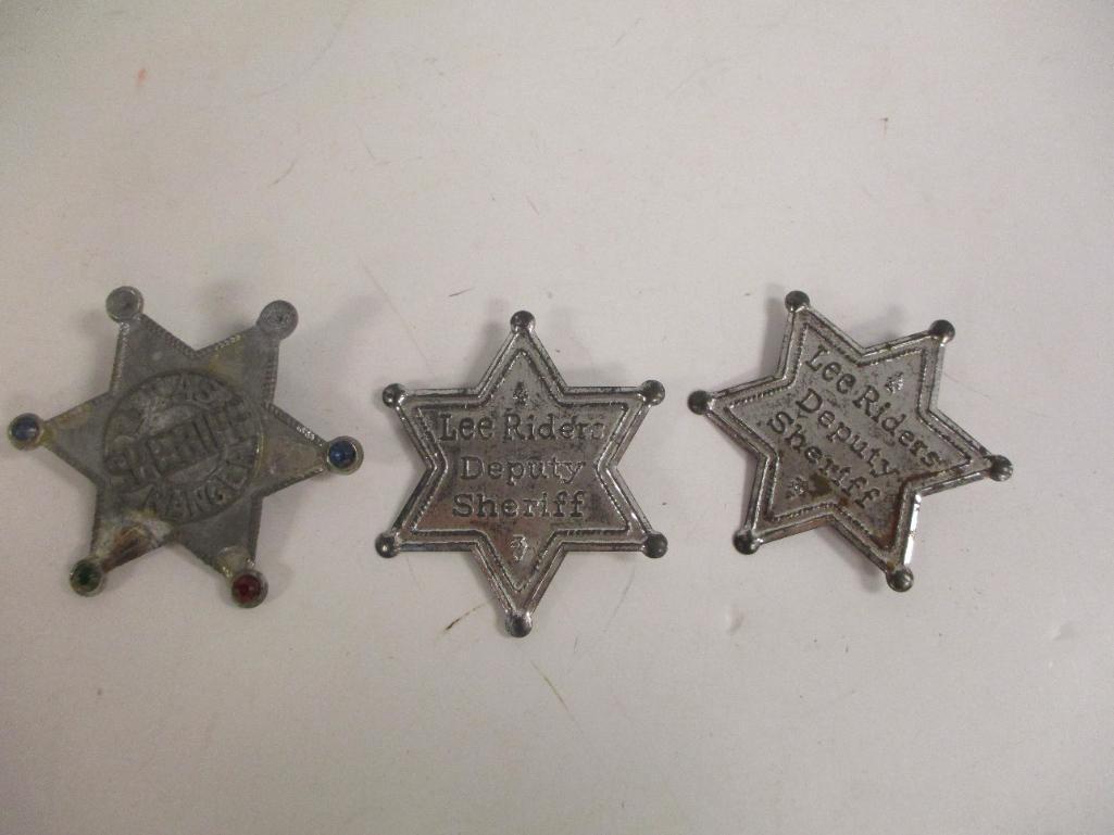 3 COLLECTIBLE PIECES