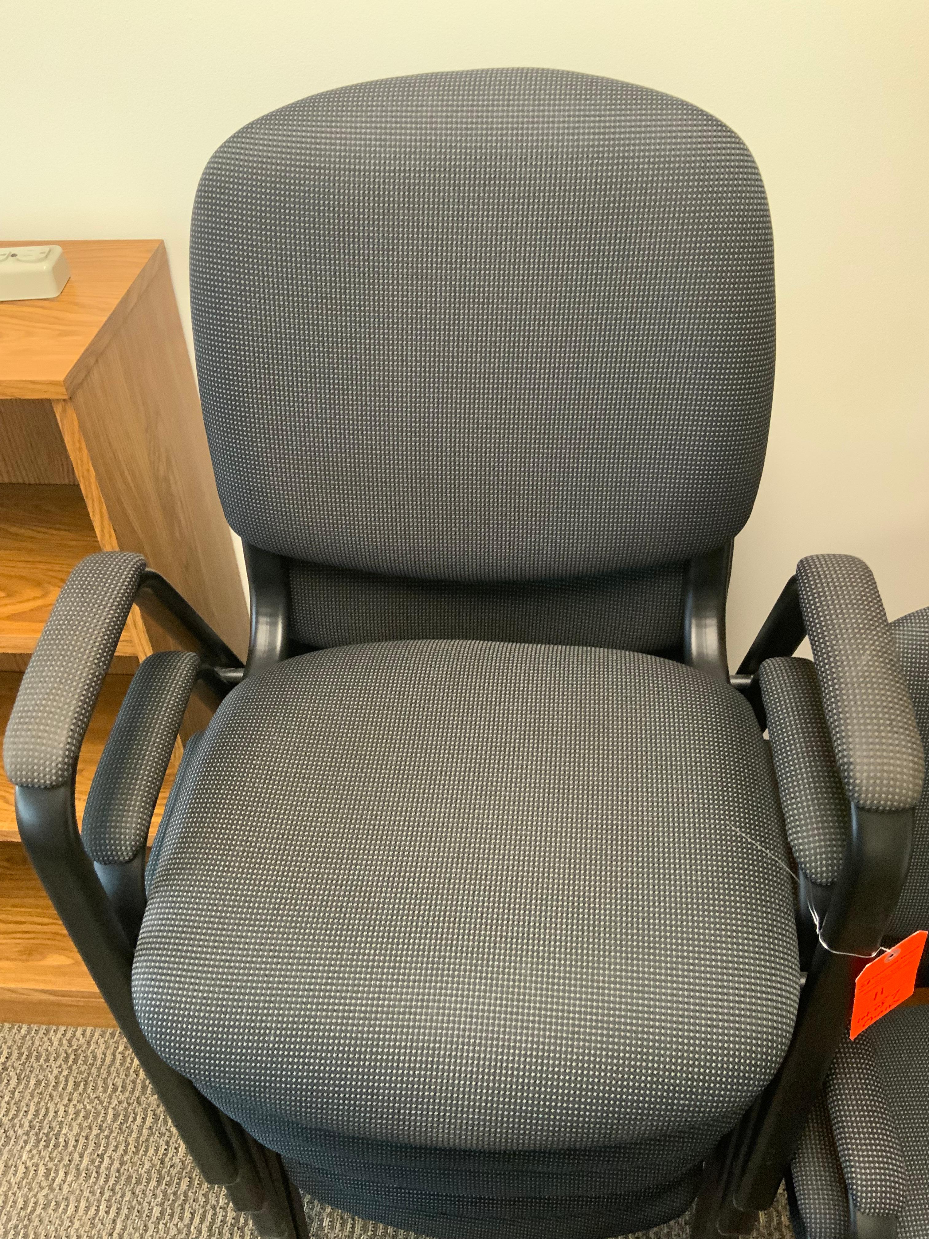 Lot of 7 Office Arm Stackable Chairs