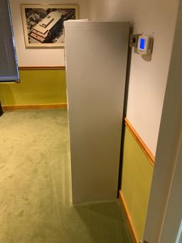 Lot of 2 Metal File Cabinets Hon