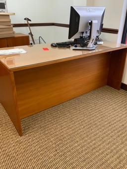 Lot of 2 Desks in Office #10 - Corner Workstation