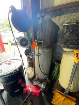 Westward 200 PSI Tank Vertical Air Compressor