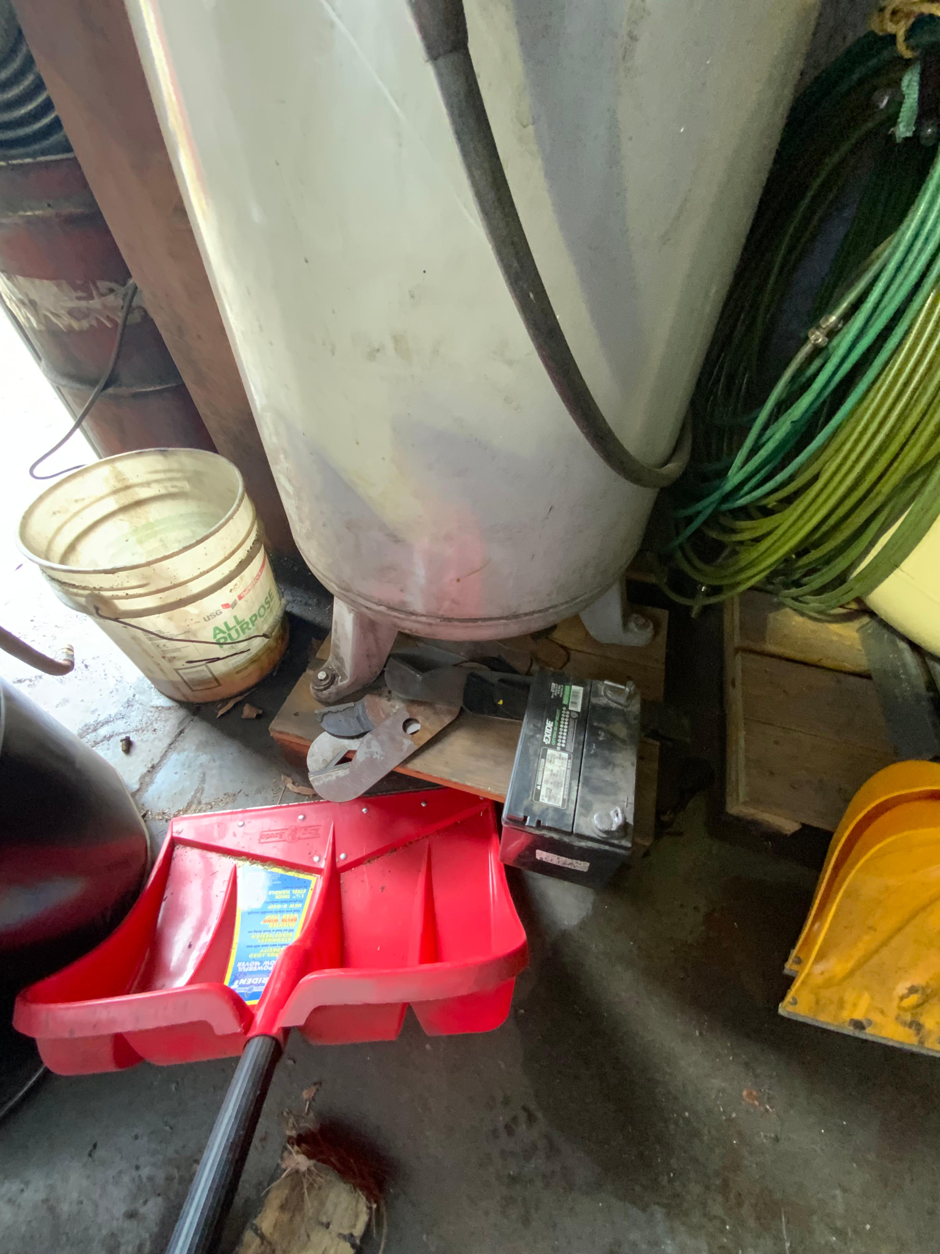Westward 200 PSI Tank Vertical Air Compressor
