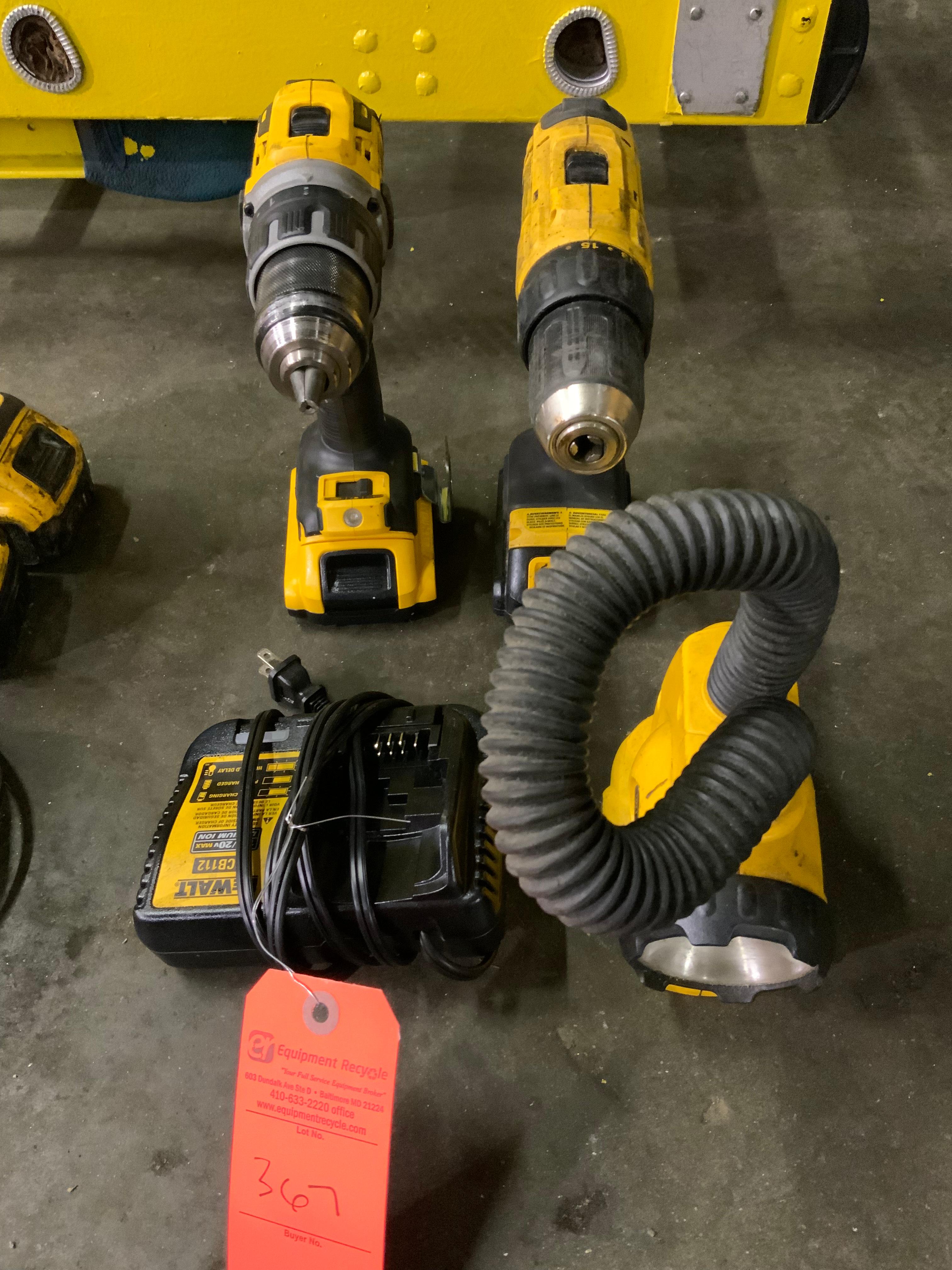 Lot of Dewalt DCD771 DCD791 DW919 Battery Operated Drills & Light w/ Charger