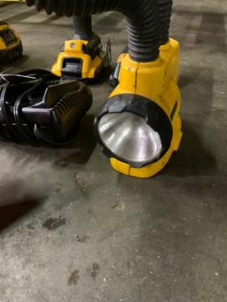 Lot of Dewalt DCD771 DCD791 DW919 Battery Operated Drills & Light w/ Charger