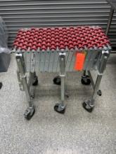 FHM Nestaflex 226 Portable Adjustable Gravity Roller Conveyor On Wheels