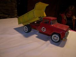 NY-Lint Ford Dump Truck