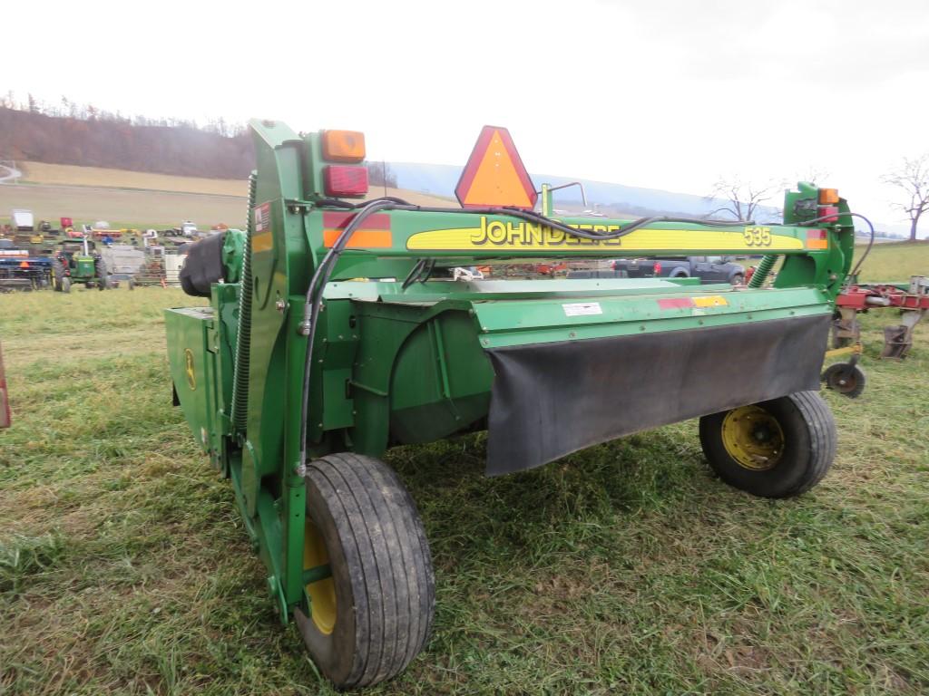 JD 535 Moco Flails