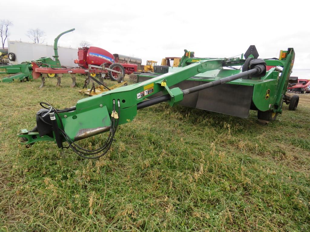 JD 535 Moco Flails