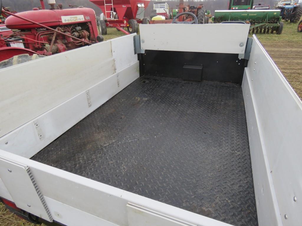 Cushman Golf Cart w/6ft Box