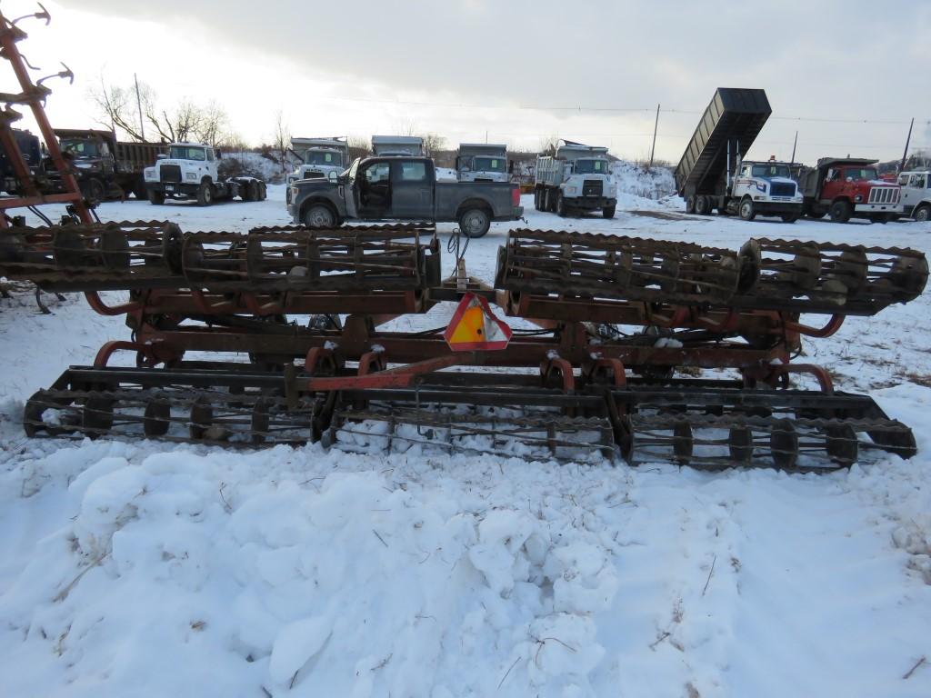 Unverferth 28ft Transport Rolling Basket