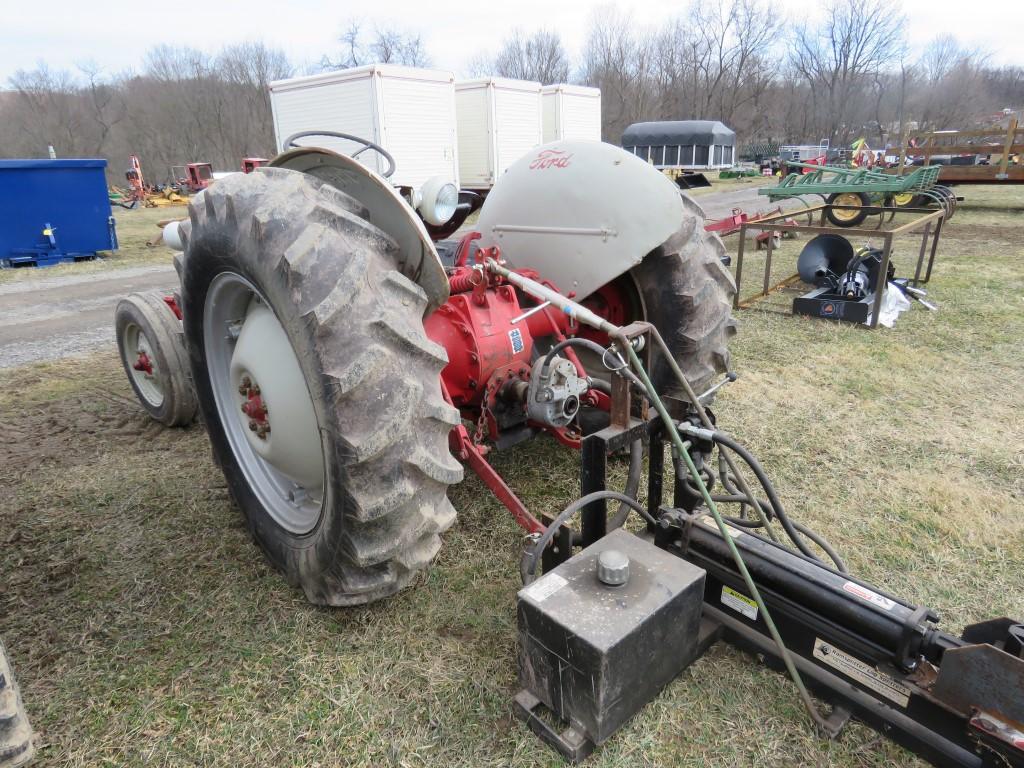 Ford Tractor w/21inch PTO Driven Hydro Log Splitter