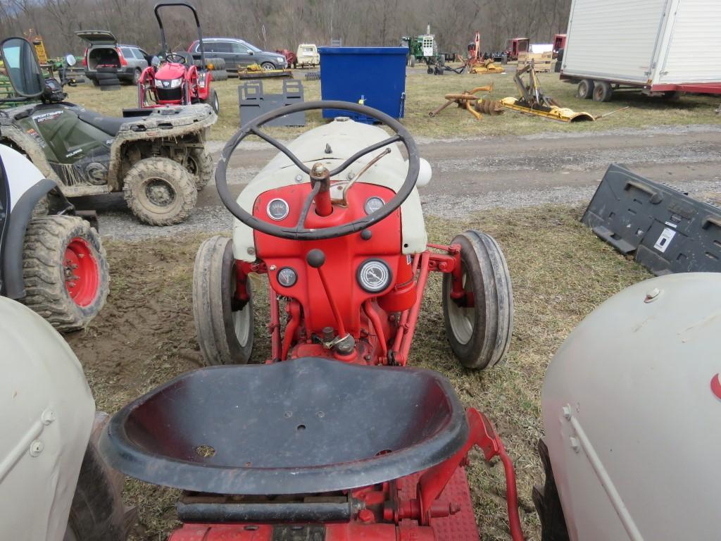 Ford Tractor w/21inch PTO Driven Hydro Log Splitter