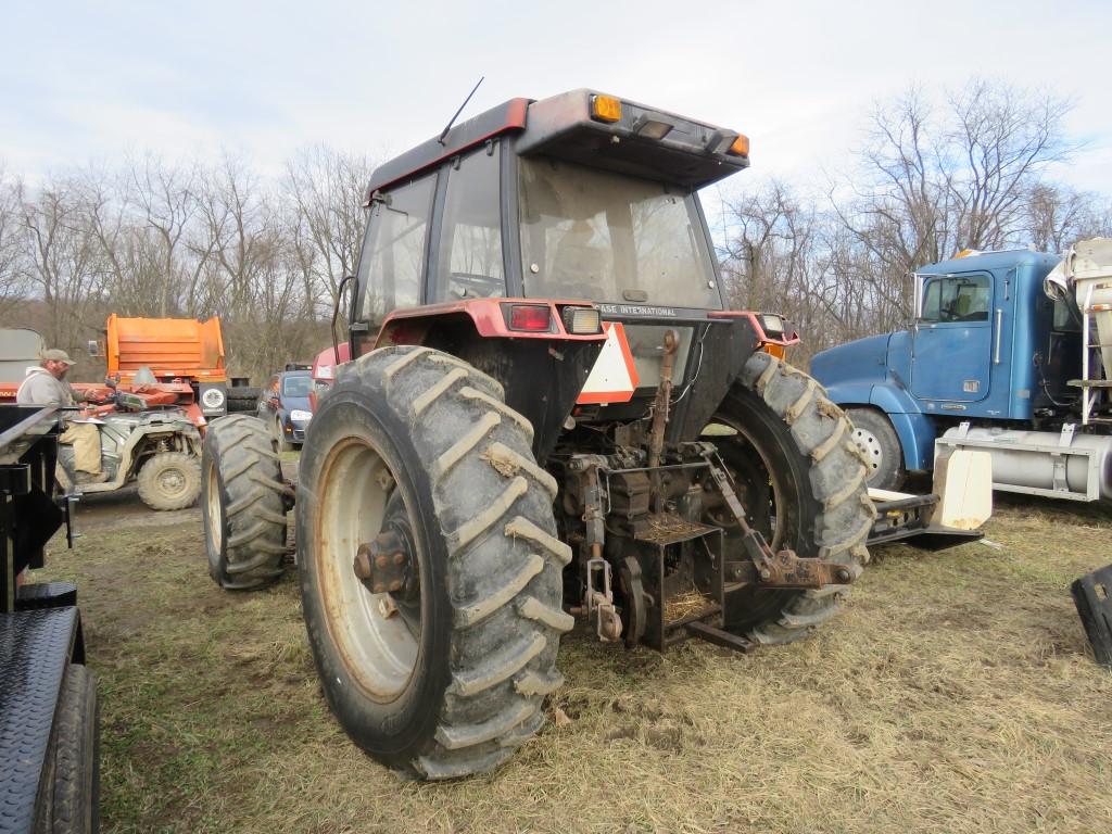 CIH Maxxum Tractor