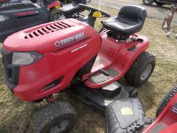 Troy-Bilt Bronco Lawn Tractor
