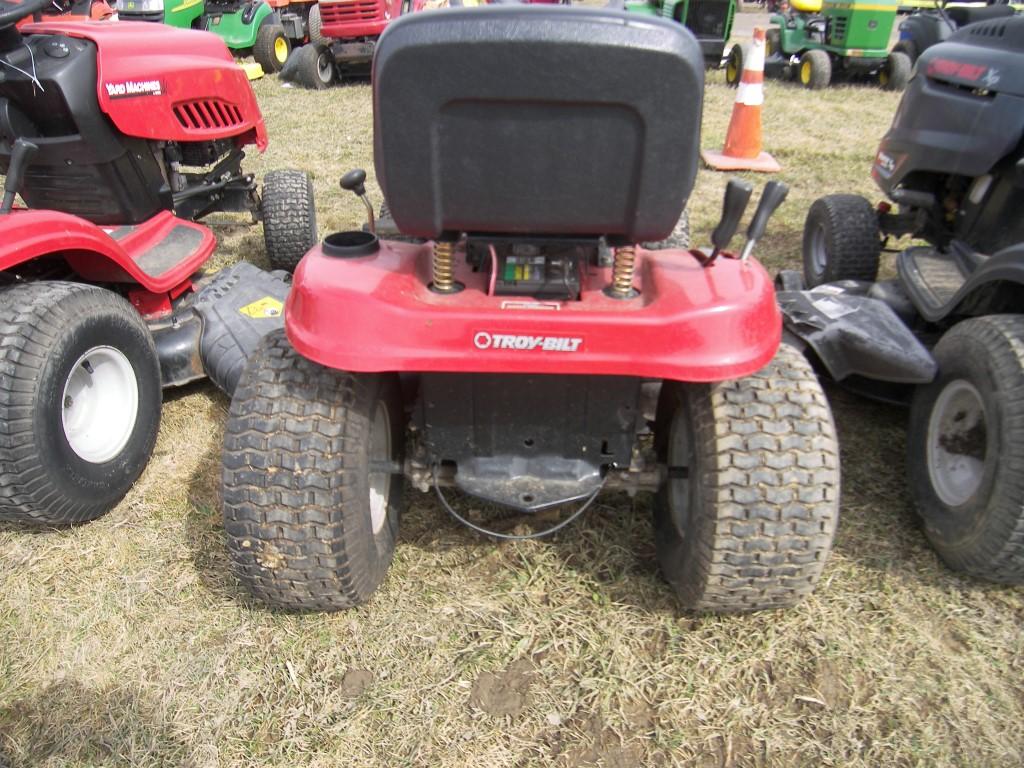 Troy-Bilt Bronco Lawn Tractor