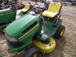 JD LA125 Lawn Tractor