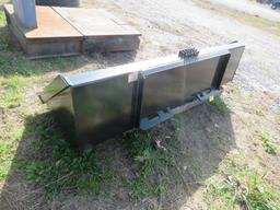NEW QT 84inch Bucket w/Cutting Edge