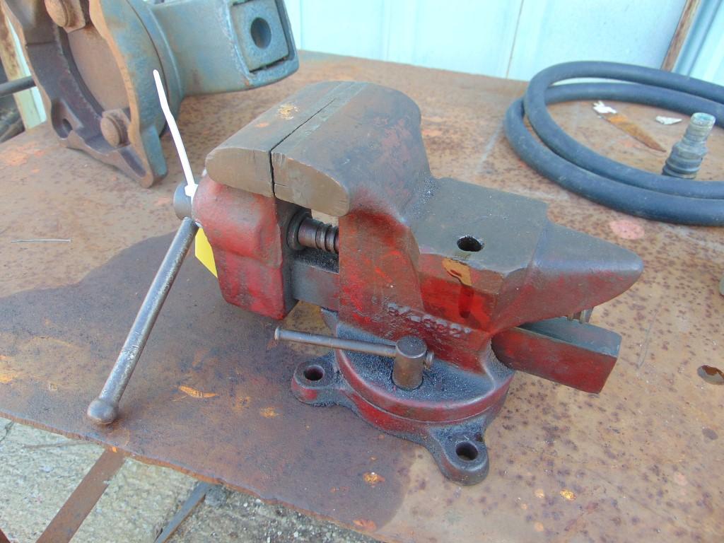Wards Master Quality Vise