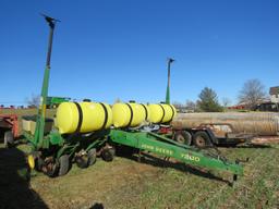 JD 7200 Corn Planter