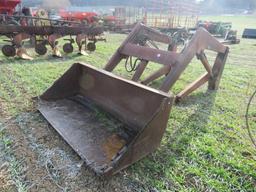 Front End Loader w/66inch Bucket & Valve