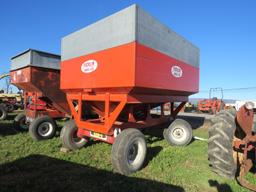 Ficklin 435 Gravity Wagon