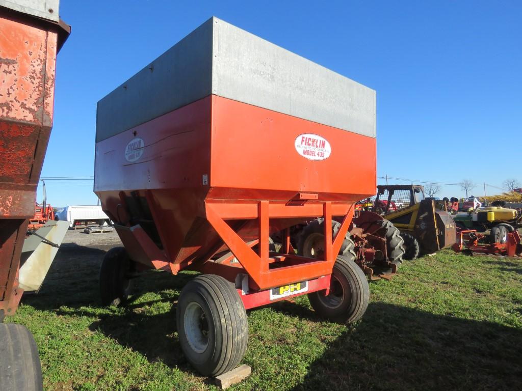 Ficklin 435 Gravity Wagon