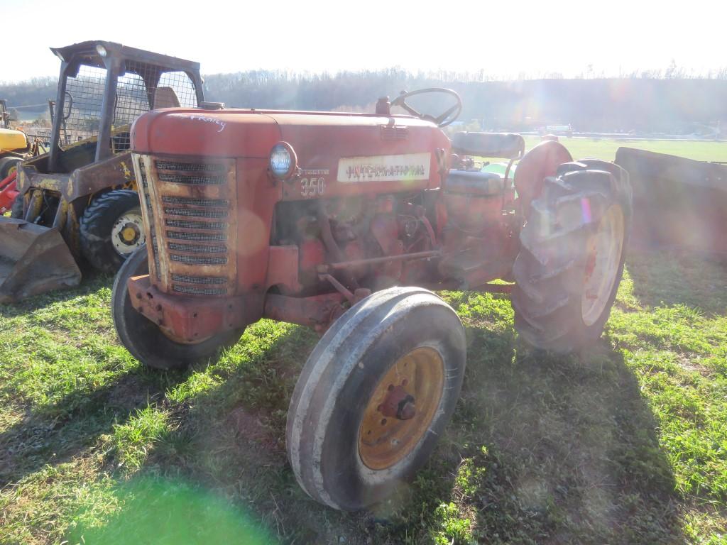Farmall 350 Utility Tractor
