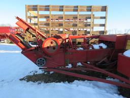 NH 315 Baler w/Thrower