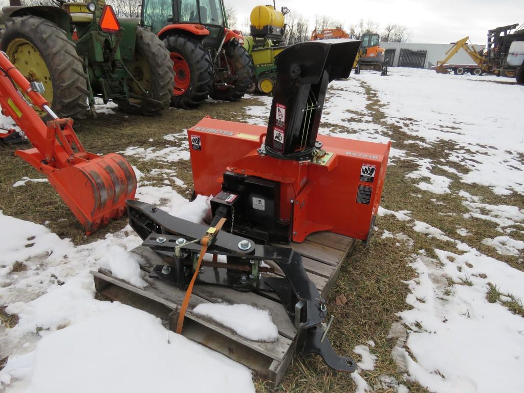 Kubota B2601 Tractor/Loader/Backhoe