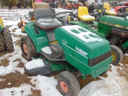 Scotts Lawn Tractor w/ 36in deck