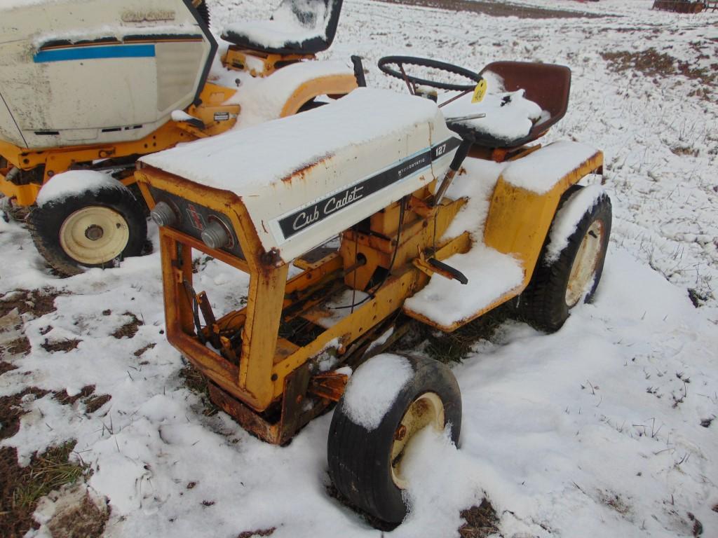 CC 127 Lawn Tractor FOR PARTS