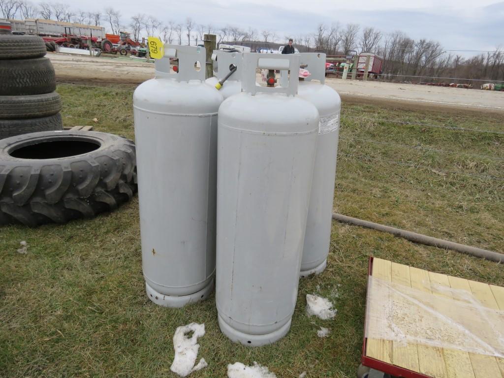 4 LP tanks