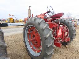 IH 300 Tractor