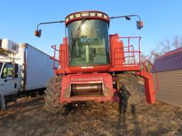 C/IH 2166 Axal-Flo Combine