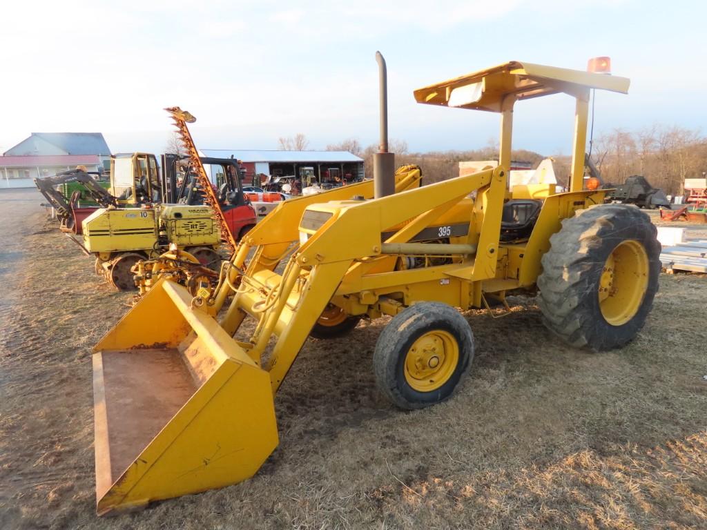 Case 395 Tractor w/Loader