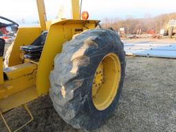 Case 395 Tractor w/Loader