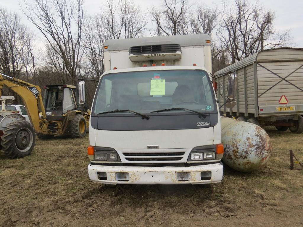 2000 Isuzu Truck