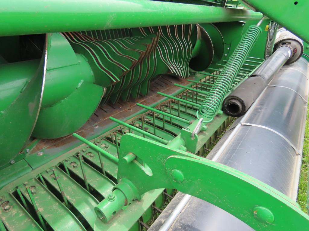 JD 450M Round Baler