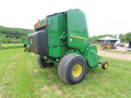 JD 450M Round Baler