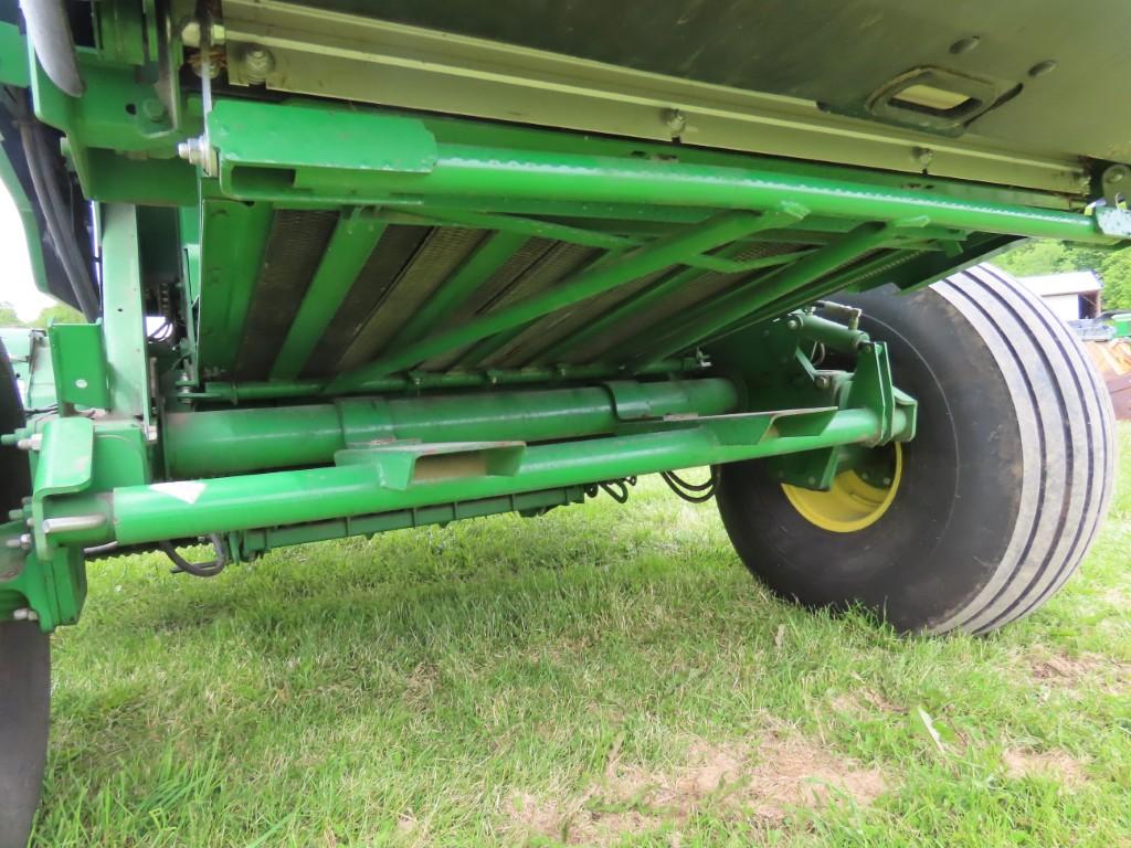 JD 450M Round Baler