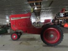 IH Farmall 856 NFE Pedal Tractor HITCH IS BROKE
