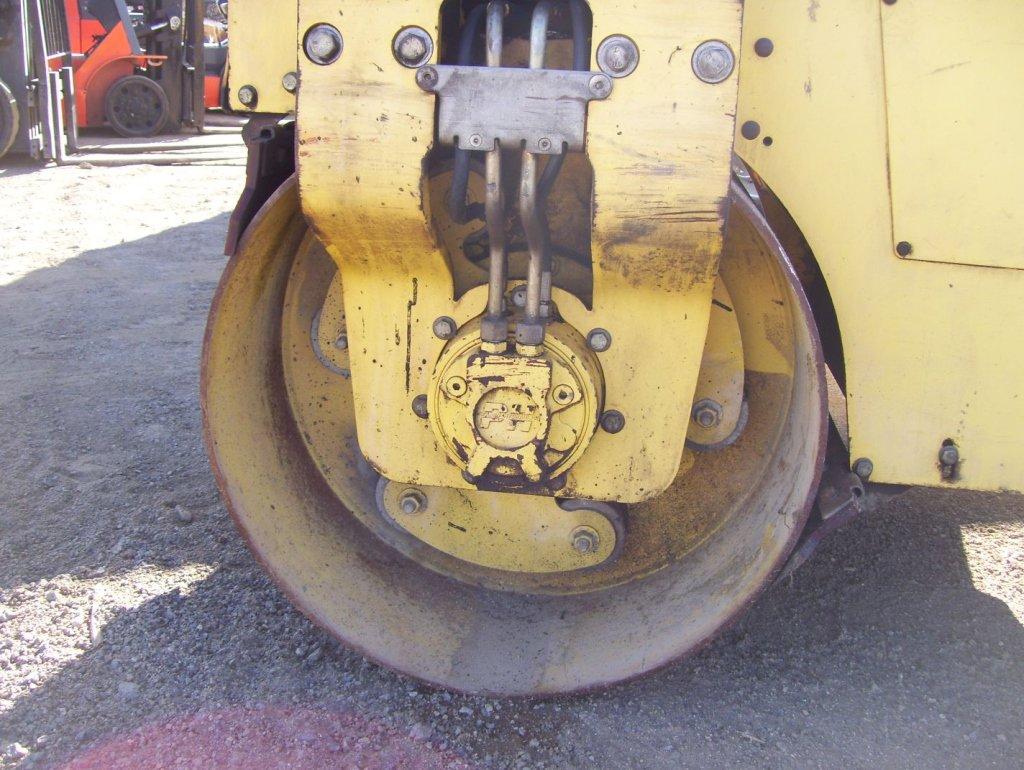 2002 Bomag BW120AD-3 Vibratory Tandem Roller,