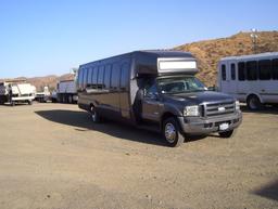 2007 Ford F550 28-Passenger Shuttle Bus,