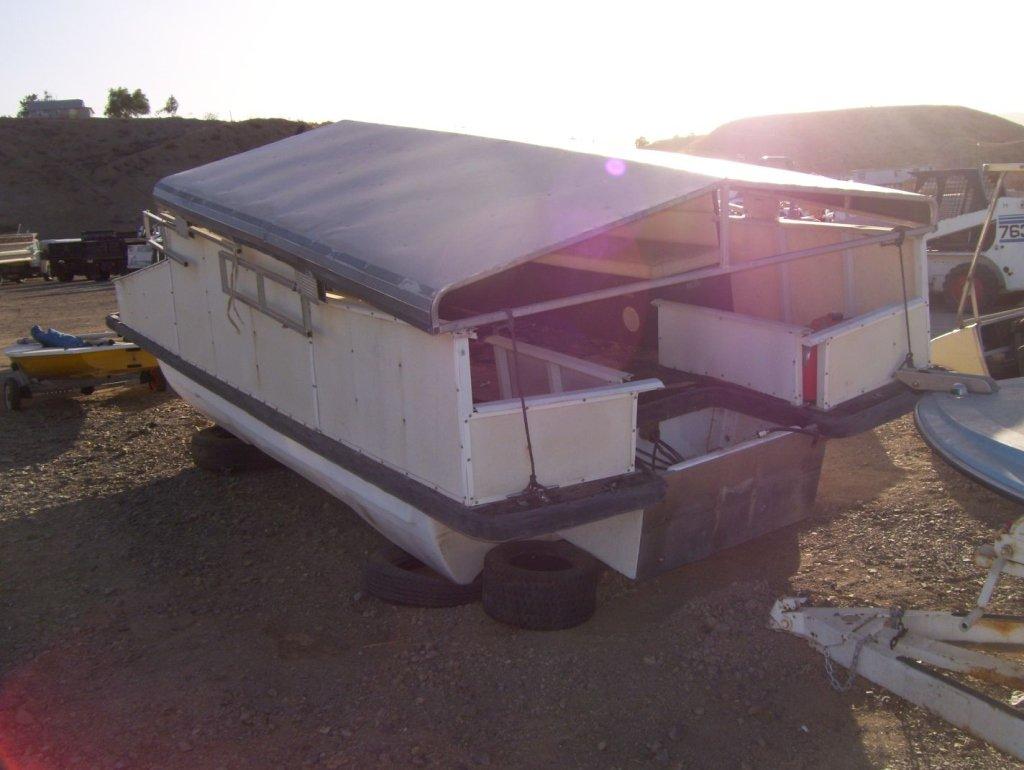 Coastal 21' Pontoon Boat,