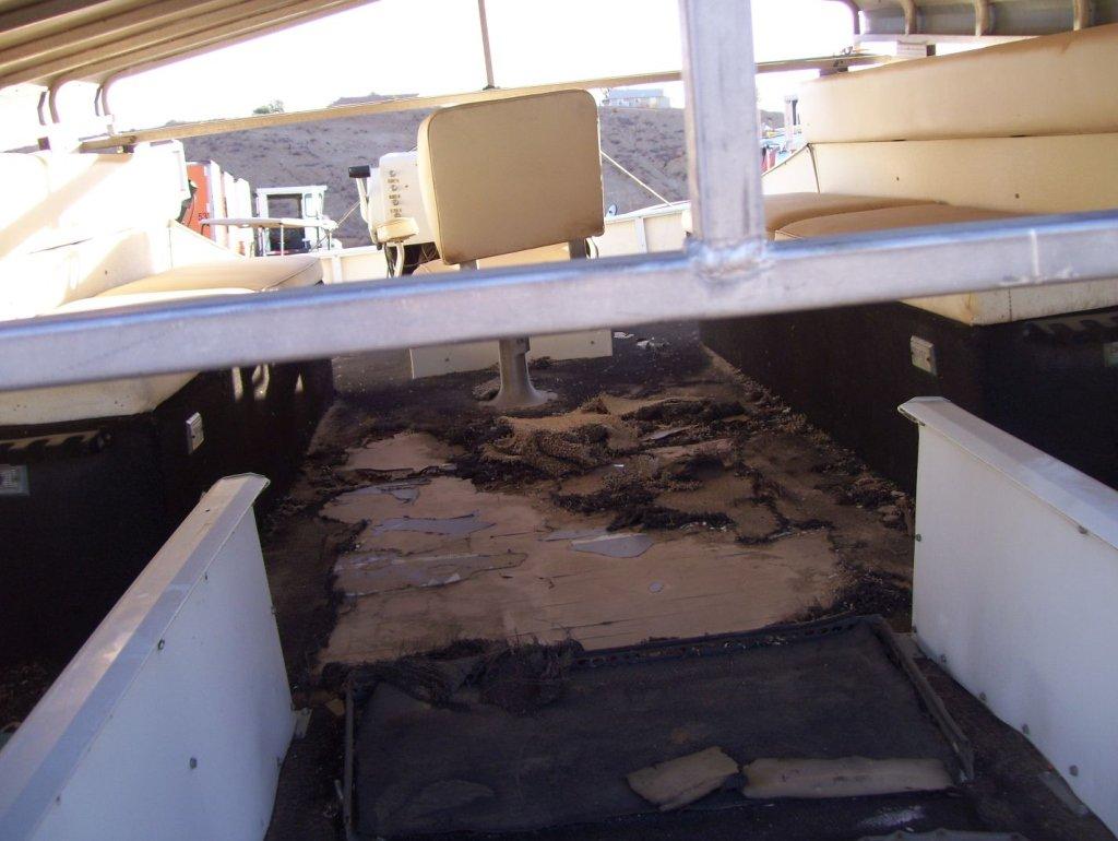 Coastal 21' Pontoon Boat,