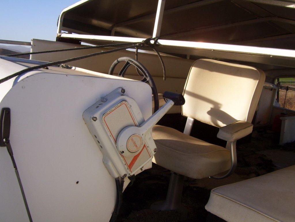 Coastal 21' Pontoon Boat,
