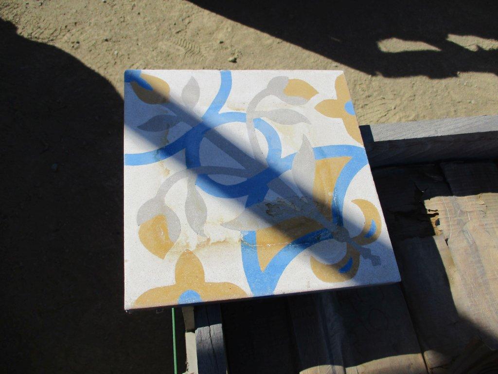Pallet of 8" x 8" Granada Tiles.