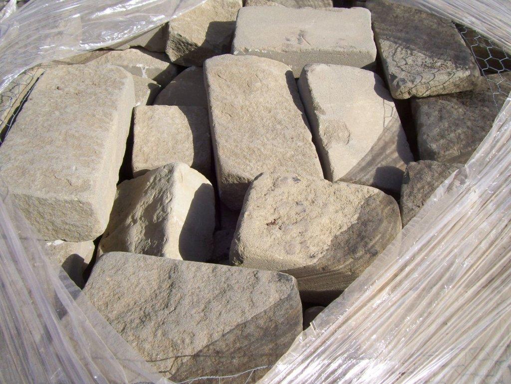 Pallet of Malibu Stone,