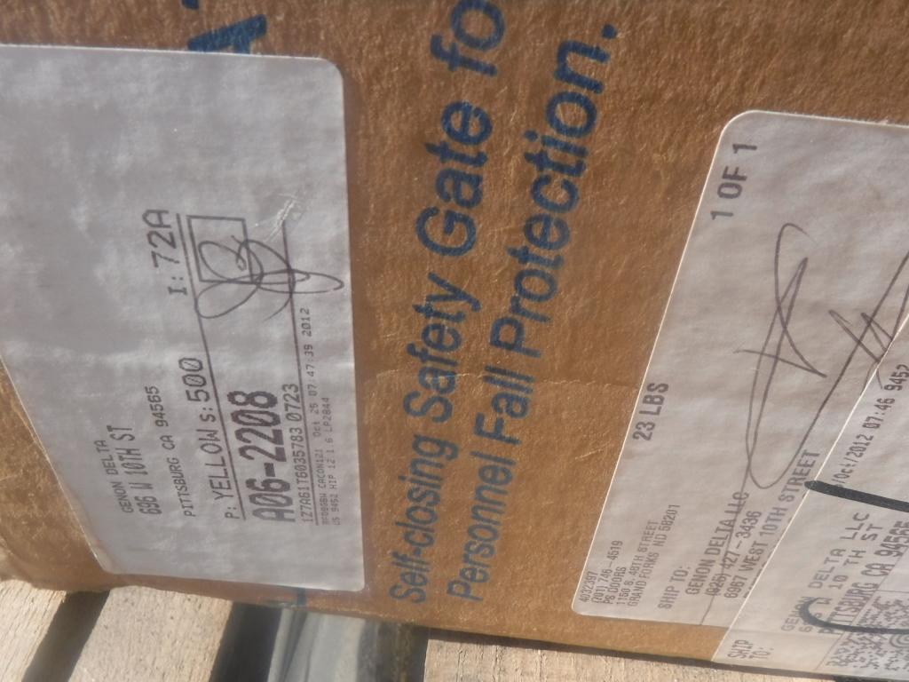 Pallet of Misc Items Including Hand Sanitizer